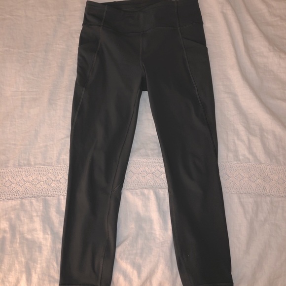 All the Right Places Crop - Picture 5 of 6